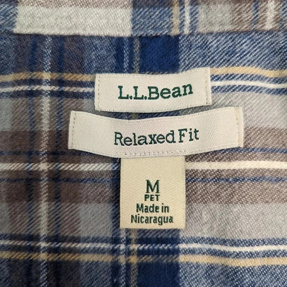 L.L. Bean Relaxed fit flannel blue, brown and cream size medium women's A13 - Picture 5 of 9